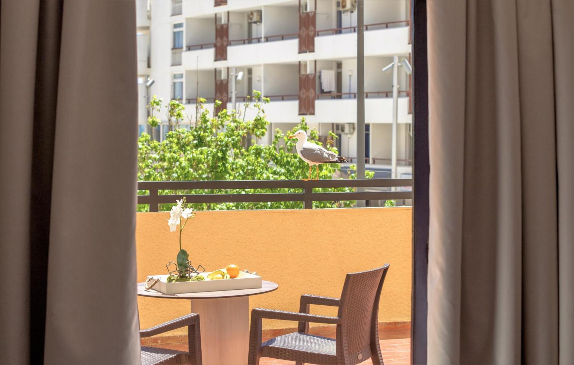 Aparthotel Turial Old Town Ocean View Albufeira Exterior foto
